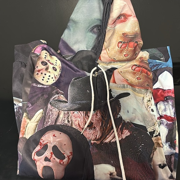 Horror movie character sweater - Picture 2 of 4